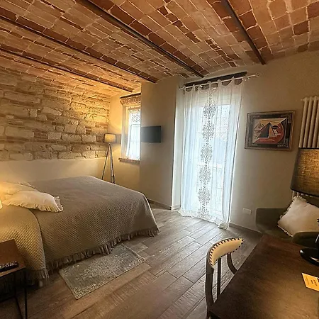 Historic Estate With Private In Monferrato Ottiglio