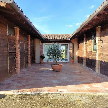 Historic Estate With Private In Monferrato Σπίτι διακοπών