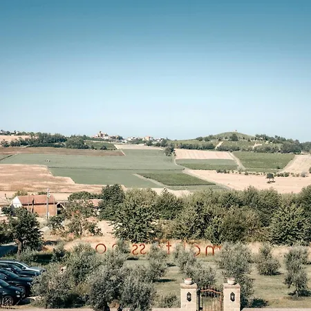 Historic Estate With Private In Monferrato Vakantiehuis Ottiglio